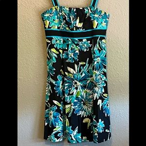 Green/Blue/Black Floral Dress   M Woman